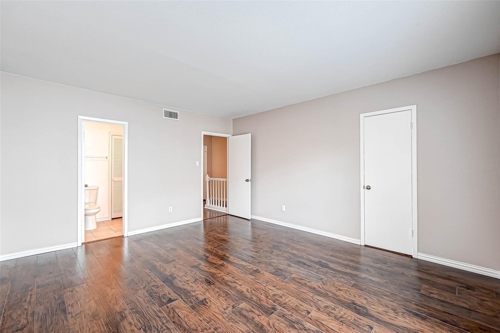 2232 S Piney Point Road - Photo 19
