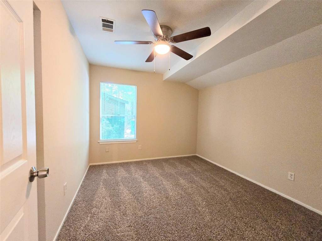 2602 N Red Cedar Circle - Photo 10