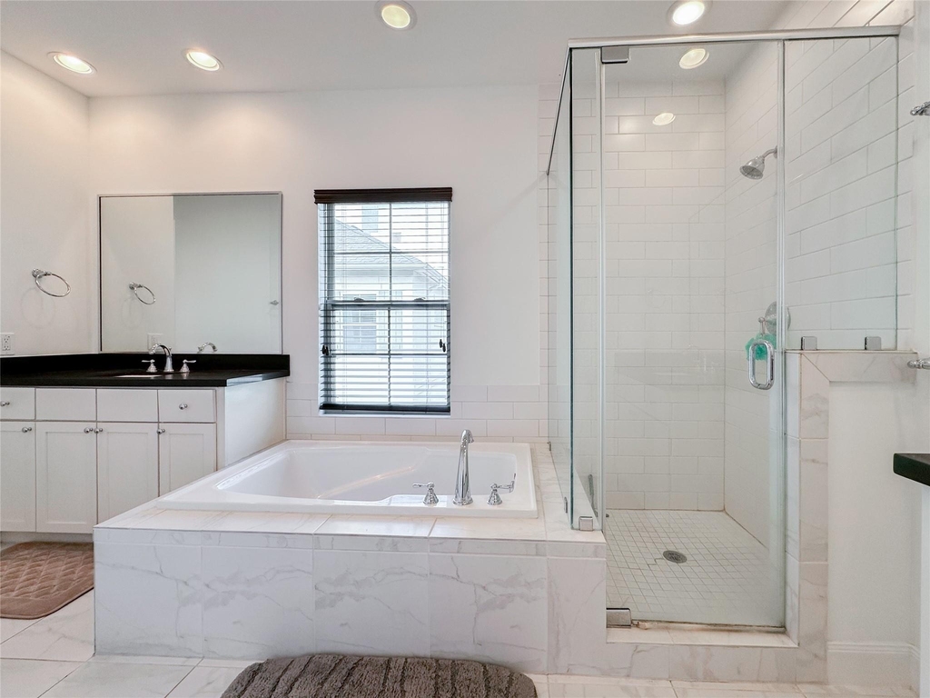 2 Hermann Park Court - Photo 27