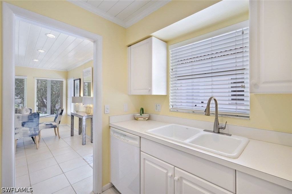 286 4th Street S - Photo 10