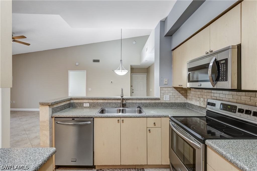 1105 Reserve Court - Photo 4