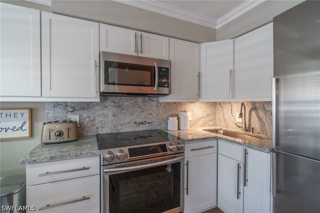 1215 Edington Place - Photo 8
