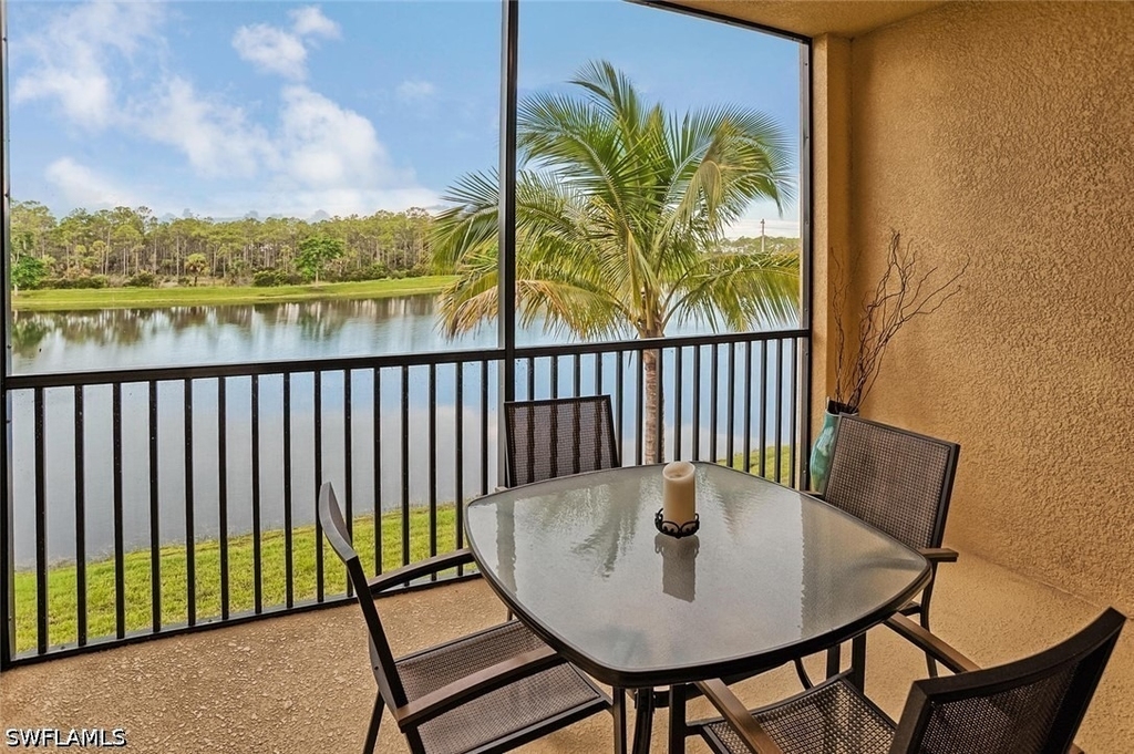 9727 Acqua Court - Photo 0