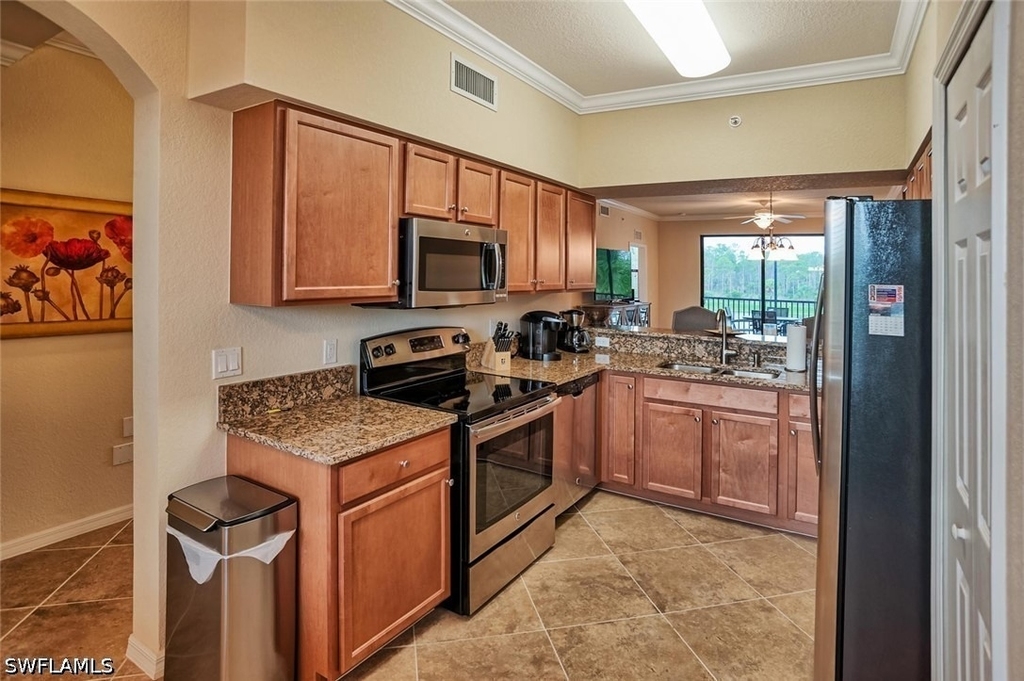 9727 Acqua Court - Photo 6