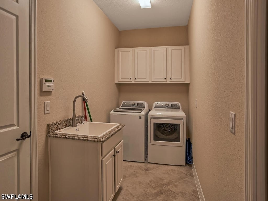 2850 Aviamar Circle - Photo 19