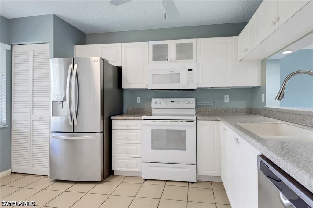 4556 Andover Way - Photo 9