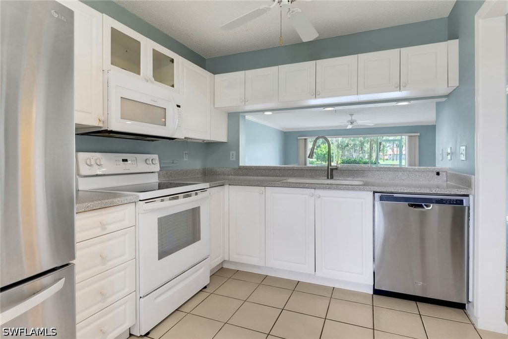 4556 Andover Way - Photo 7