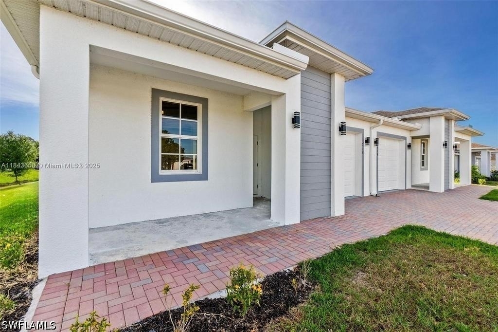2516 Park Road - Photo 1