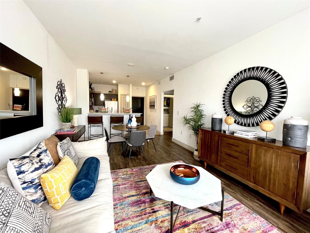2222 Smith Street - Photo 6