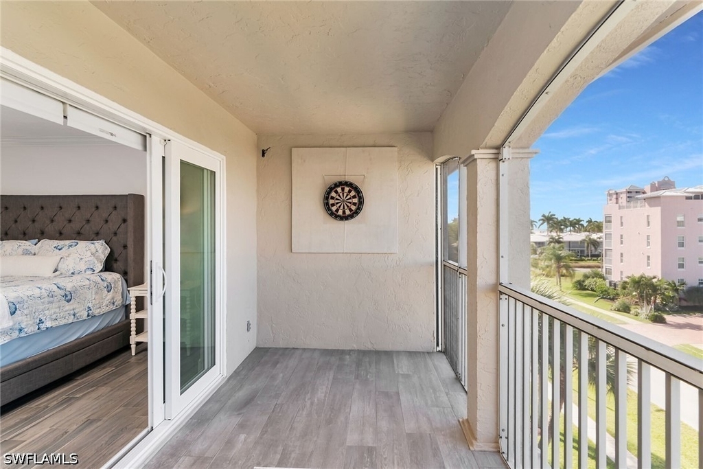 1020 Swallow Avenue - Photo 30