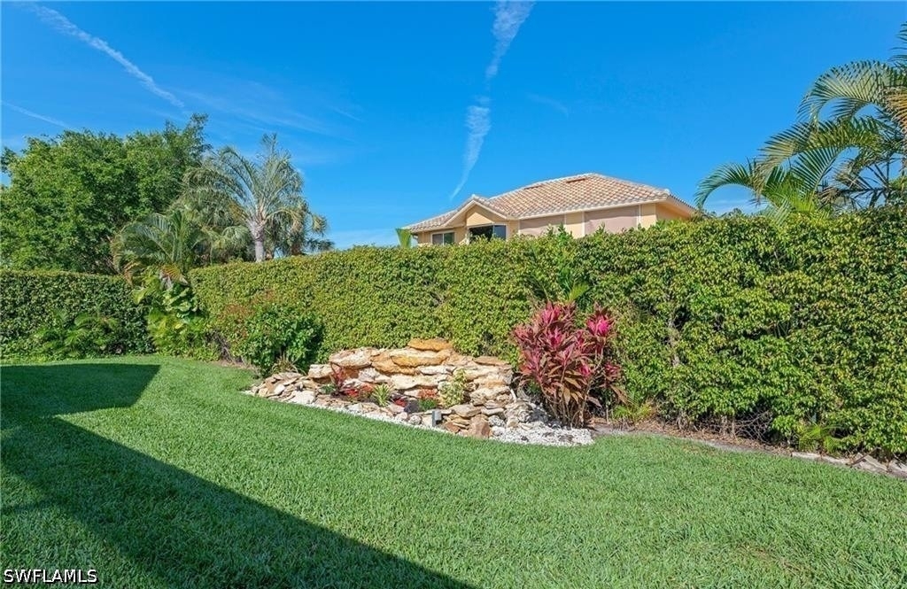 2307 Queens Way - Photo 34