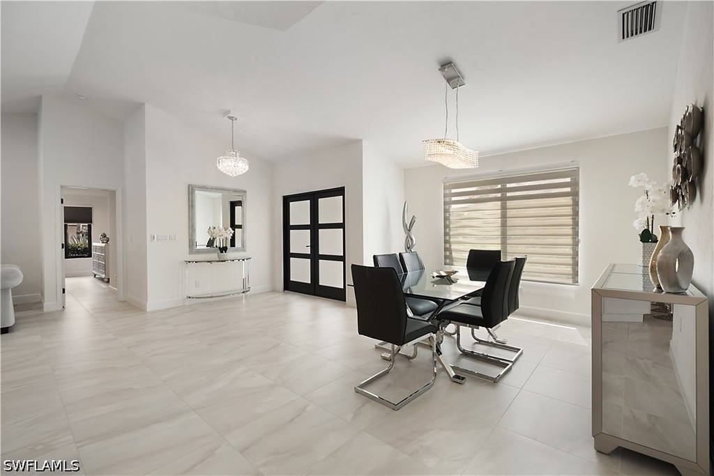 2307 Queens Way - Photo 5