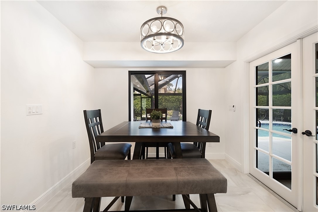 2307 Queens Way - Photo 18