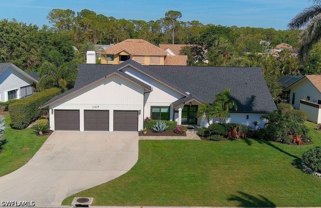 2307 Queens Way - Photo 35
