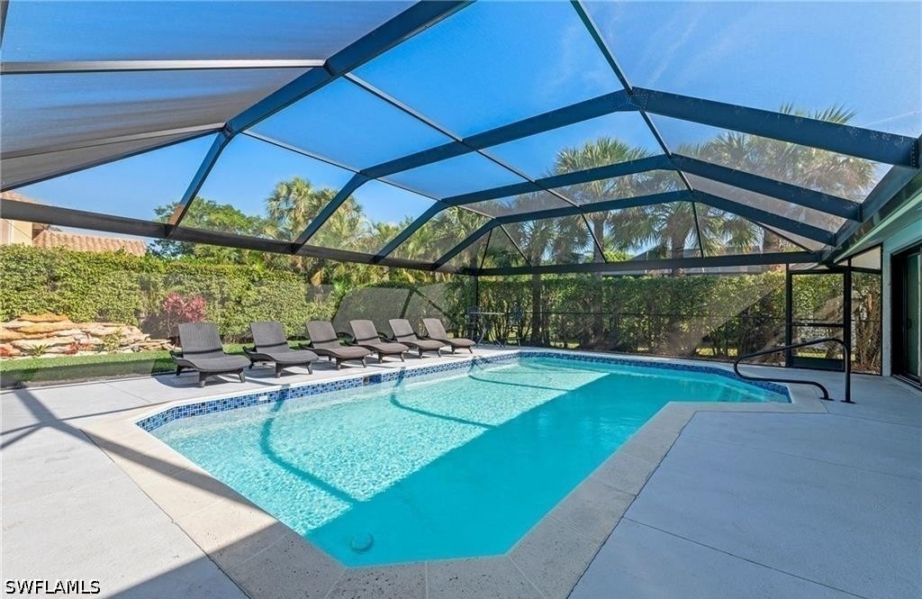 2307 Queens Way - Photo 32