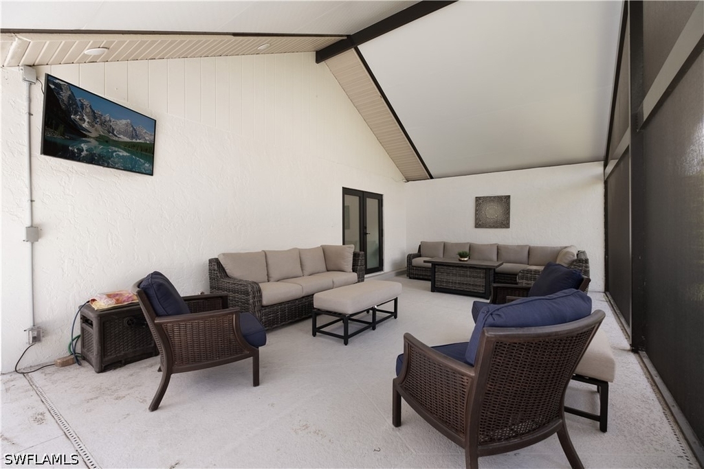 2307 Queens Way - Photo 22