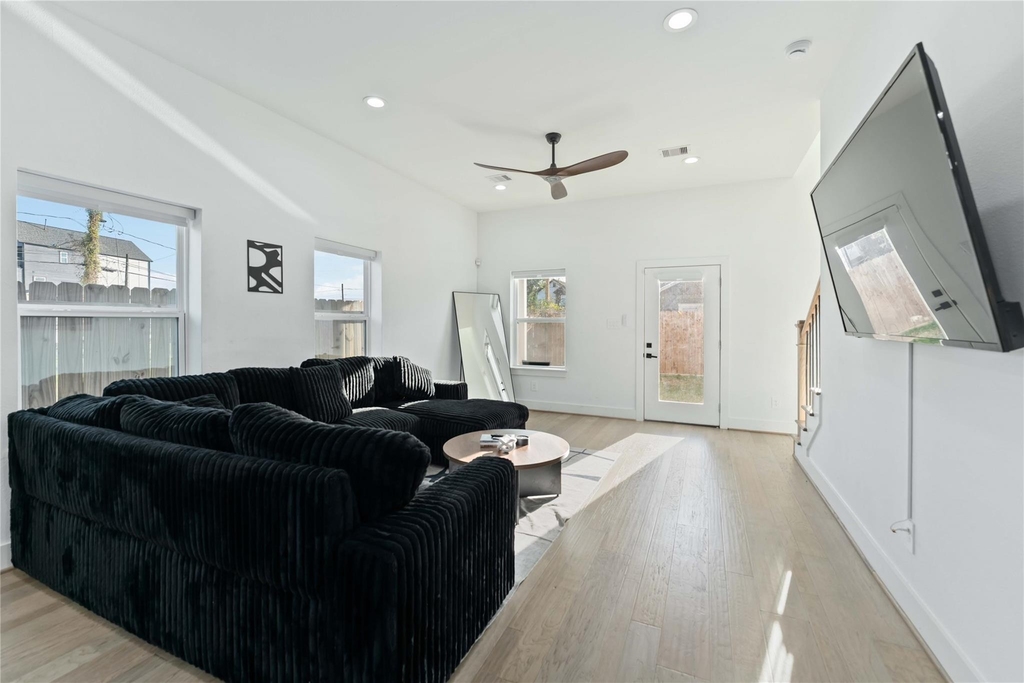 3034 Gray Street - Photo 6
