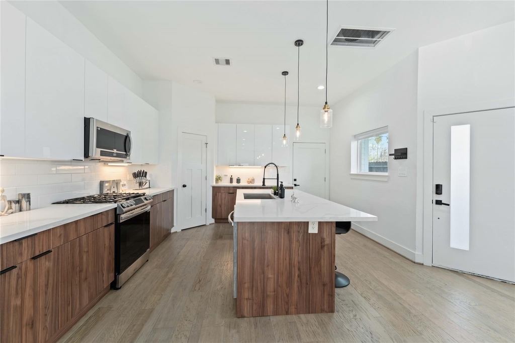 3034 Gray Street - Photo 4