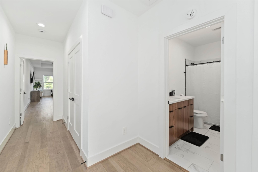 3034 Gray Street - Photo 18