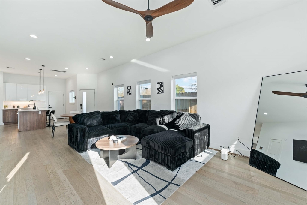 3034 Gray Street - Photo 5