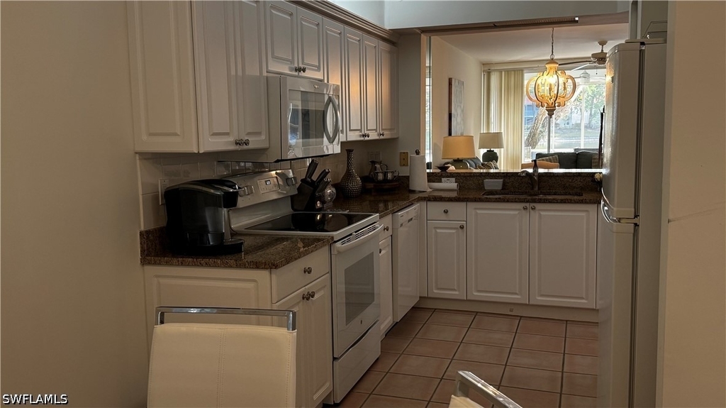 7518 Silver Trumpet Lane - Photo 9