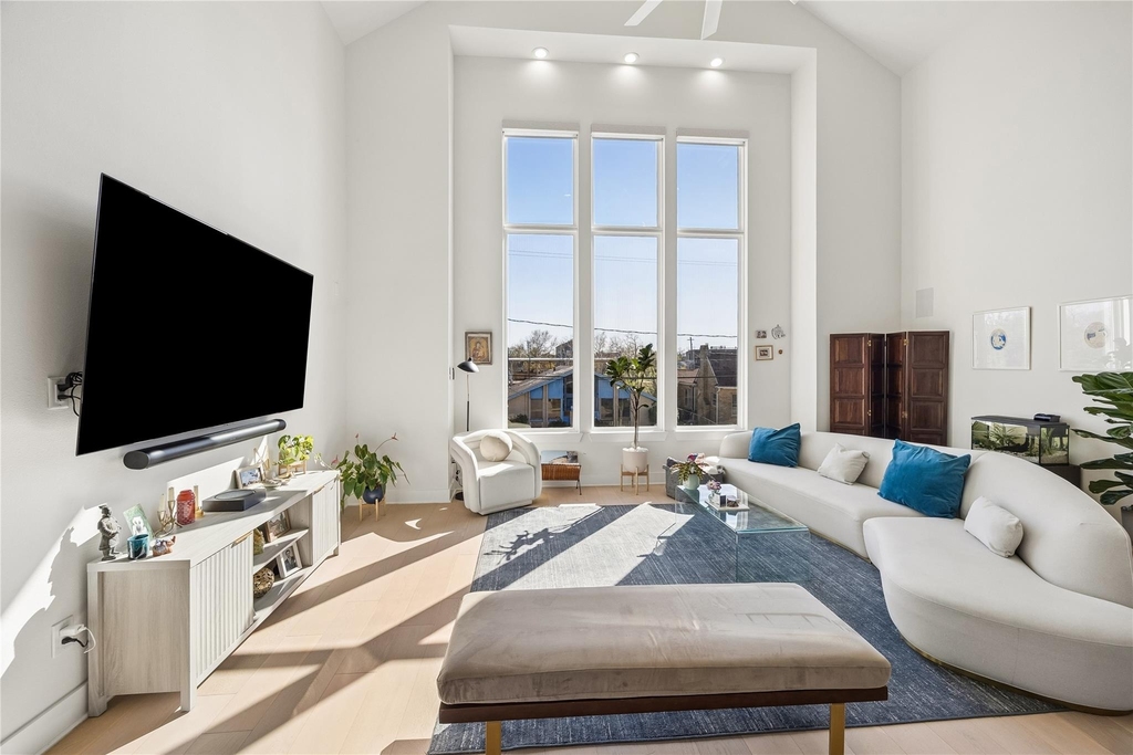 3107 Webster Street - Photo 0