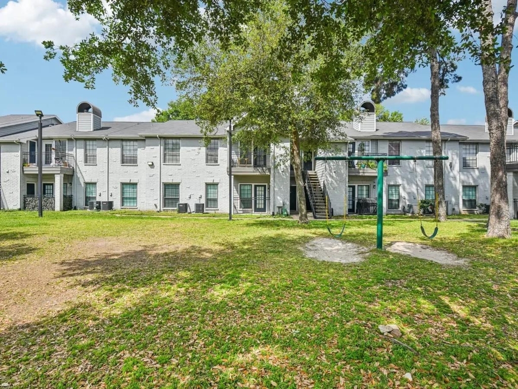 4211 Clay Hill Drive - Photo 16