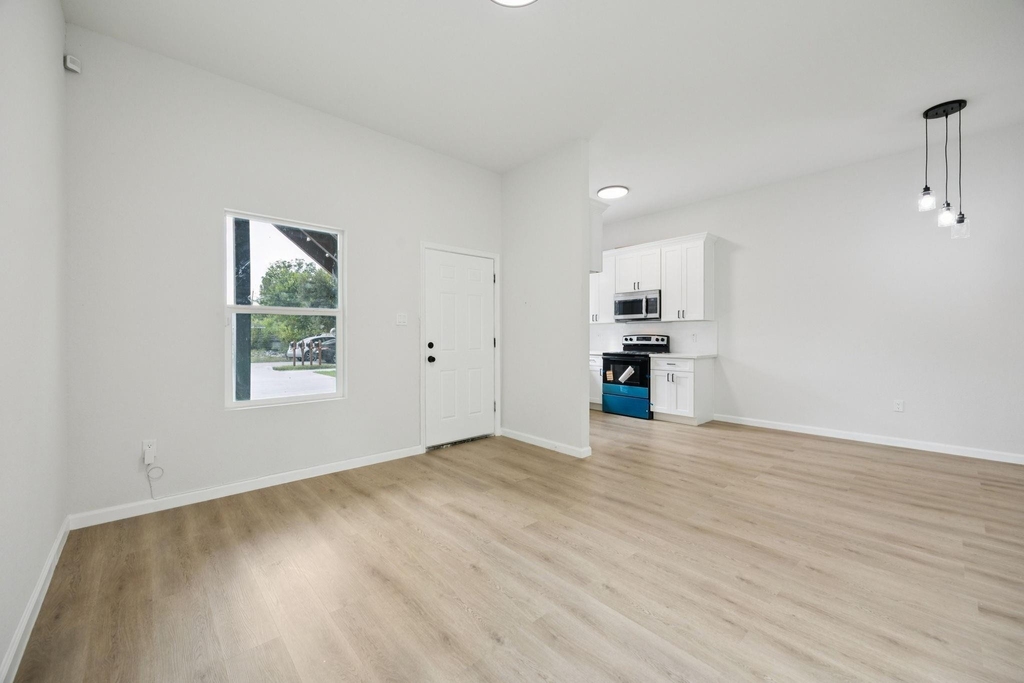 301 Cartersville Street - Photo 20