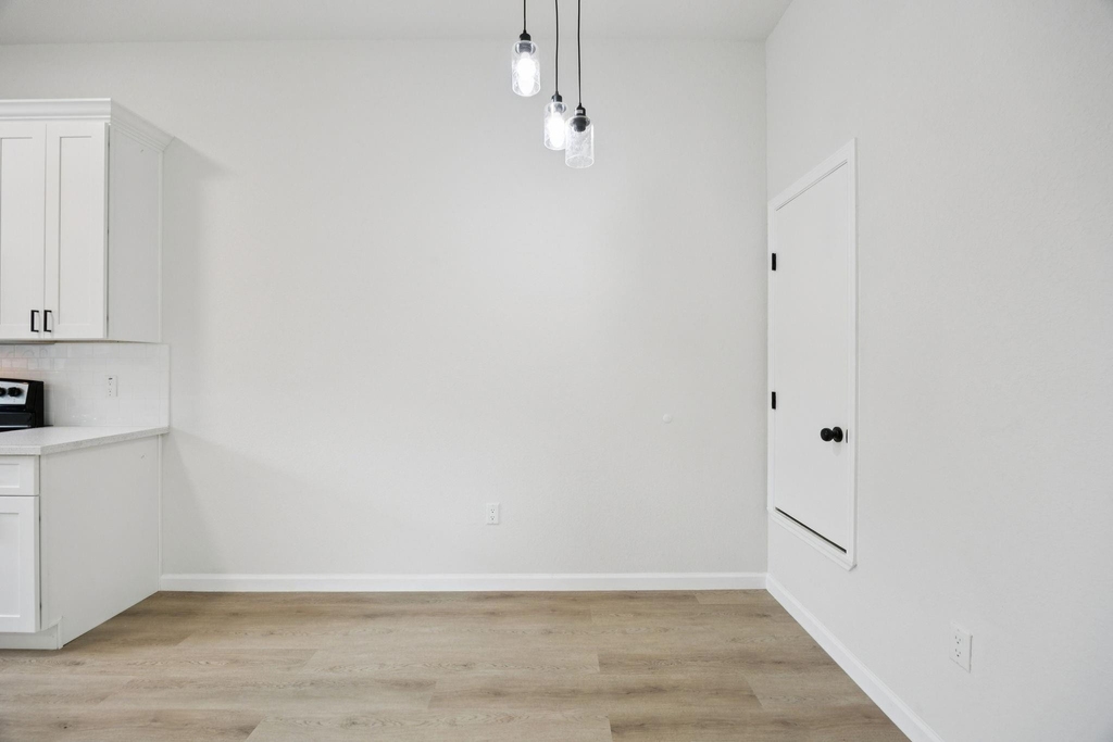 301 Cartersville Street - Photo 5