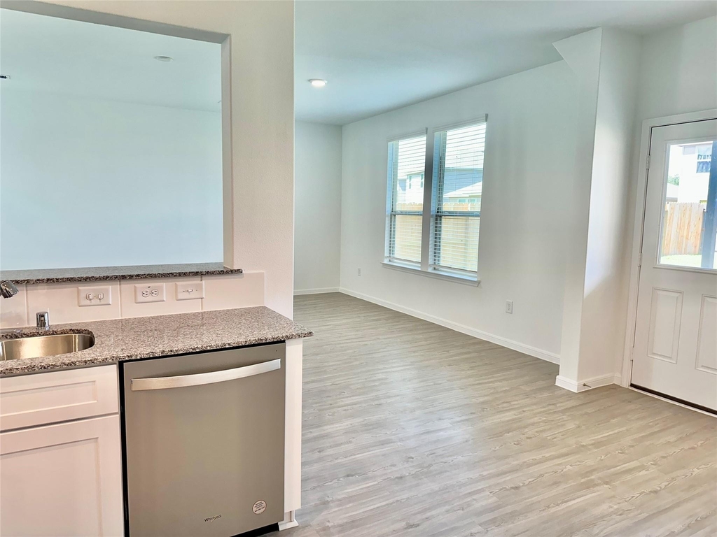 16530 Pine Arrow Drive - Photo 10