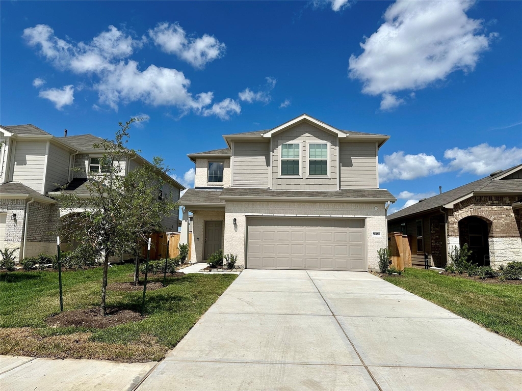 16530 Pine Arrow Drive - Photo 0