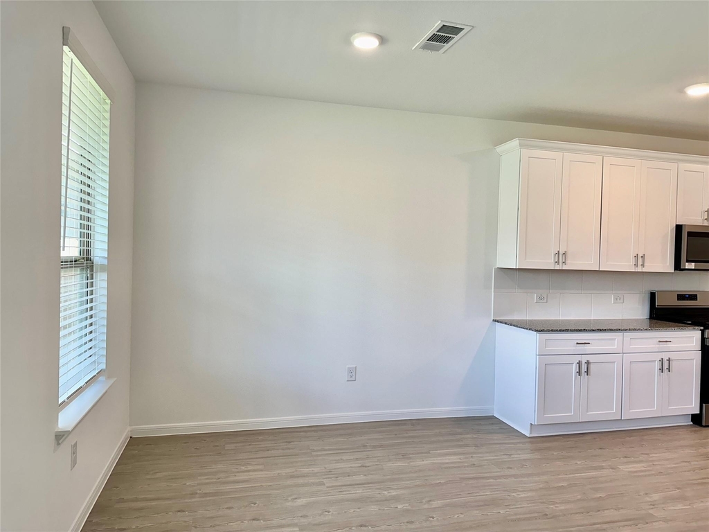 16530 Pine Arrow Drive - Photo 11