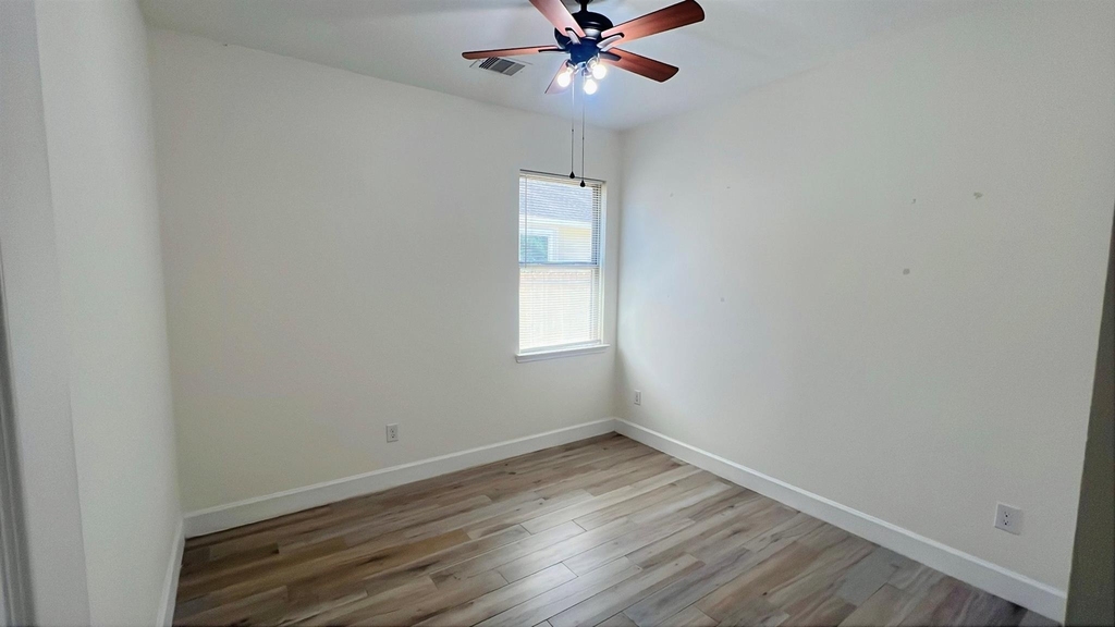 15822 Lost Anchor Way Lane - Photo 7