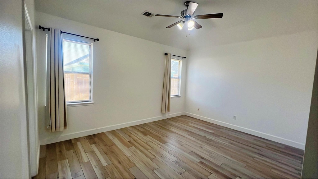 15822 Lost Anchor Way Lane - Photo 10