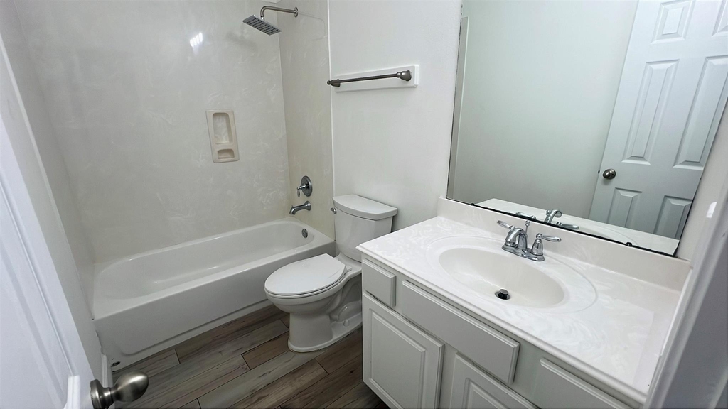 15822 Lost Anchor Way Lane - Photo 6