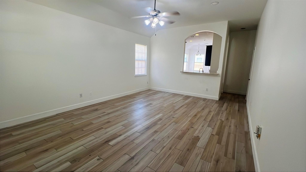 15822 Lost Anchor Way Lane - Photo 2