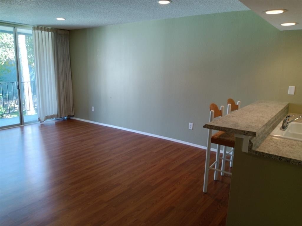 12500 Melville Drive - Photo 3