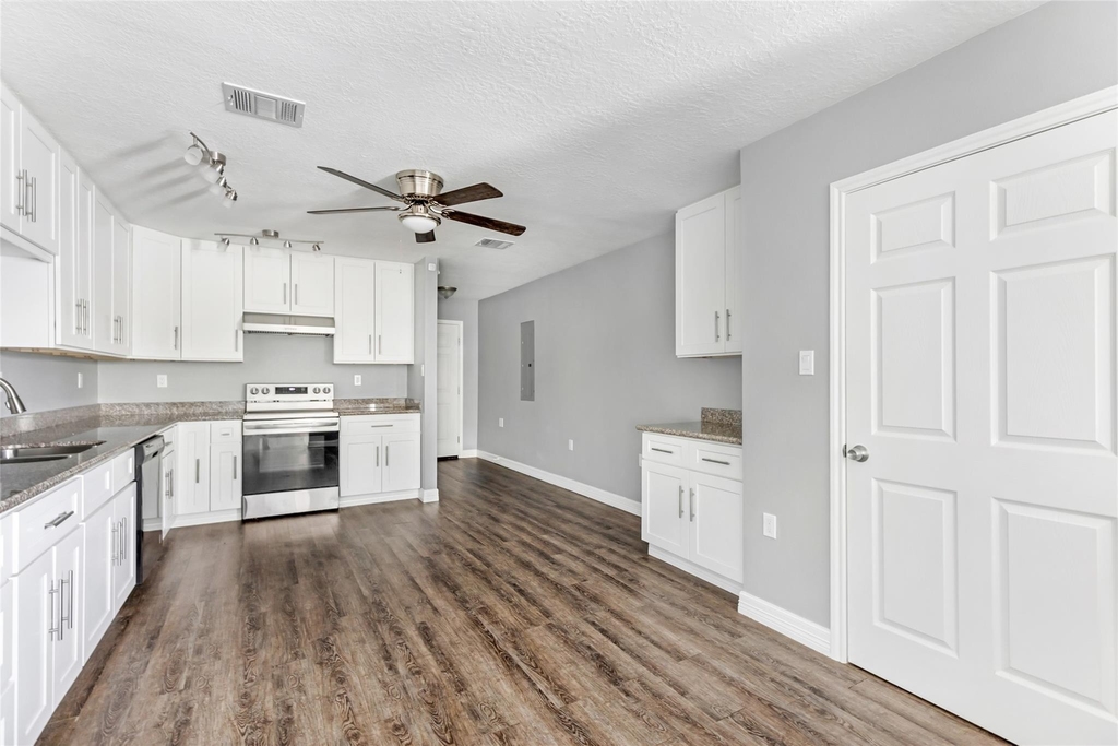 520 E Defee Avenue - Photo 10