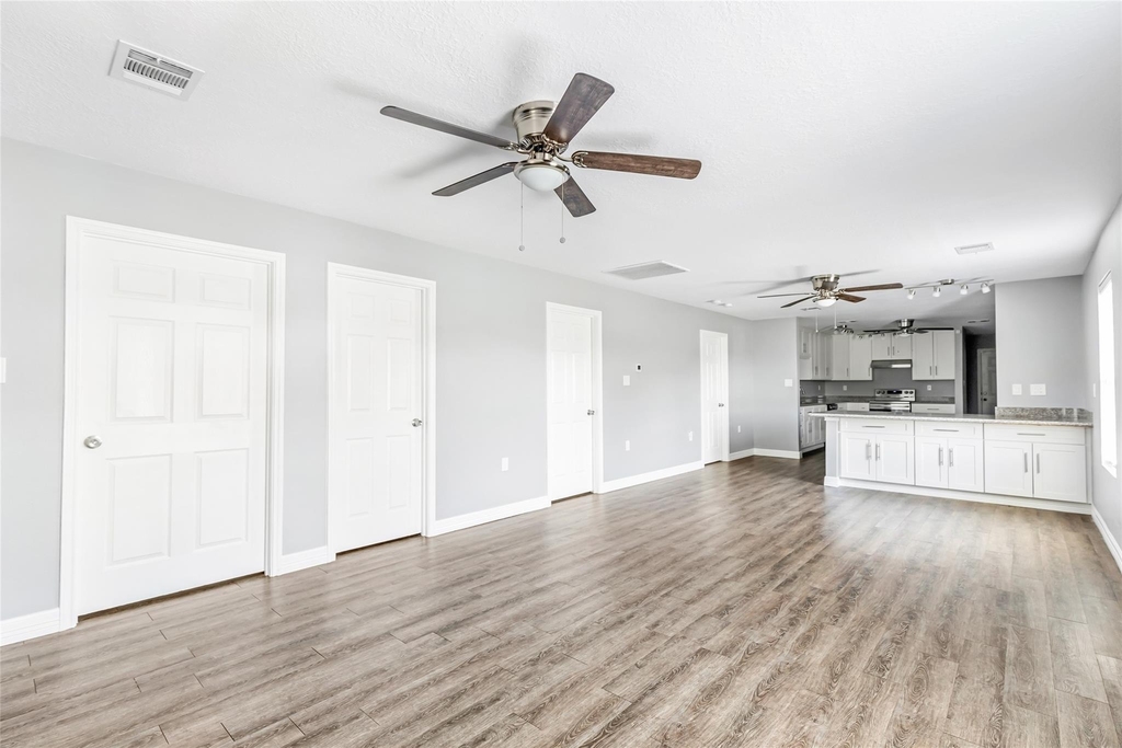 520 E Defee Avenue - Photo 6