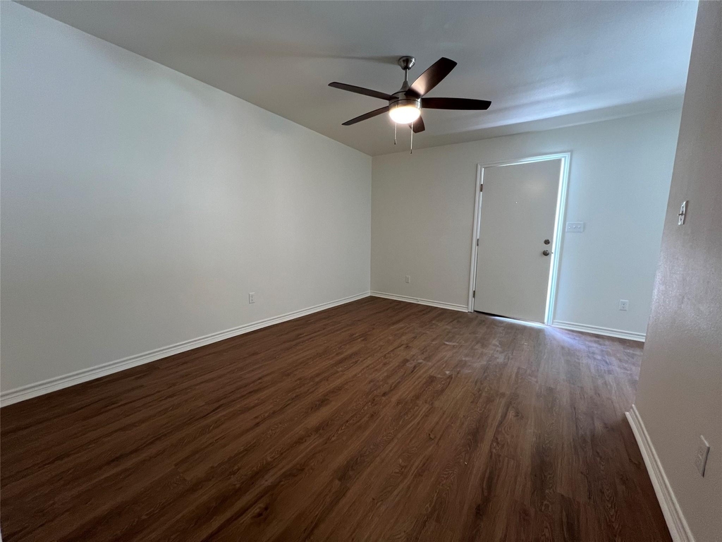 1231 Sycamore Avenue - Photo 9
