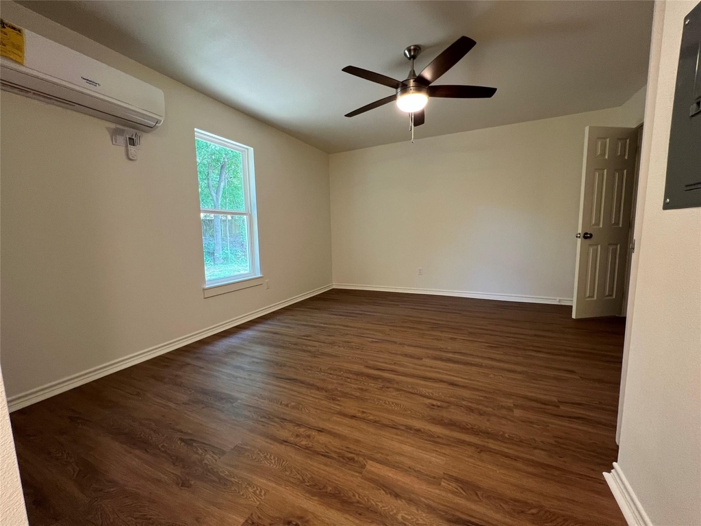 1231 Sycamore Avenue - Photo 6