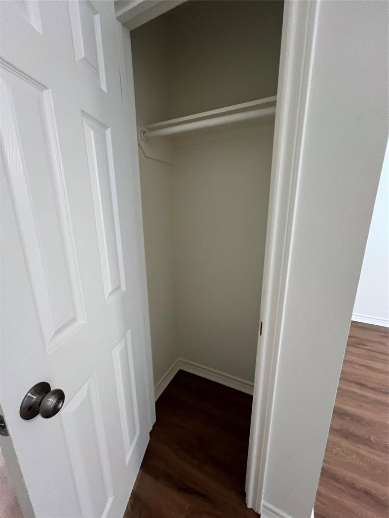 1231 Sycamore Avenue - Photo 17