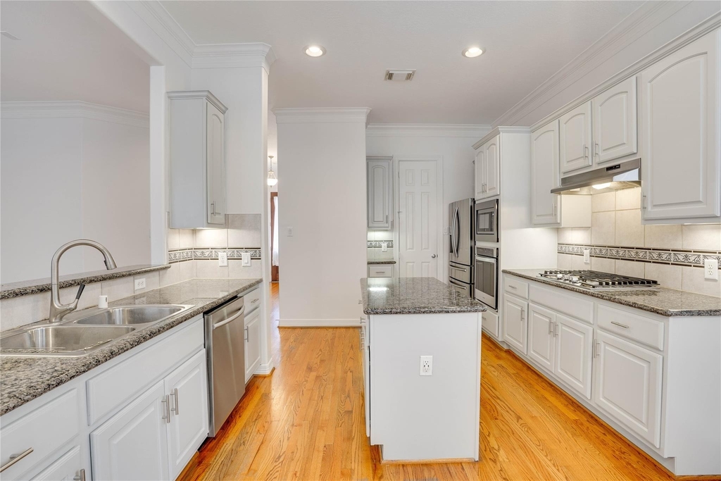 3015 W Park At Fairdale - Photo 2