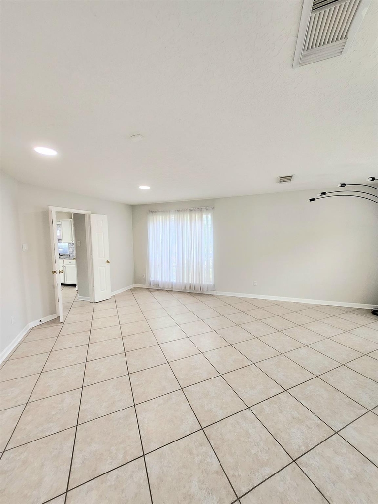 14335 Berrington Drive - Photo 23