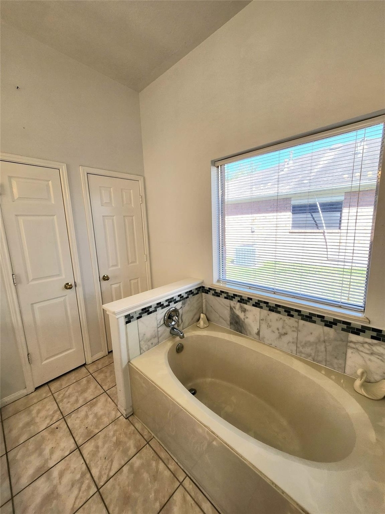 14335 Berrington Drive - Photo 13