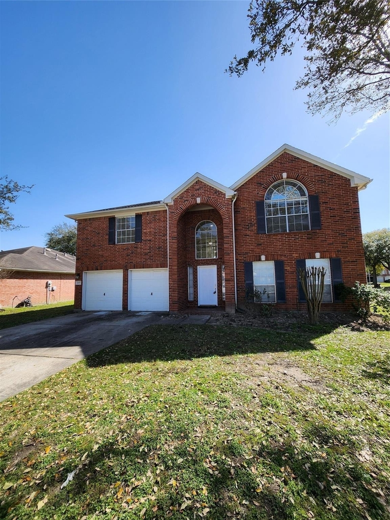 14335 Berrington Drive - Photo 0