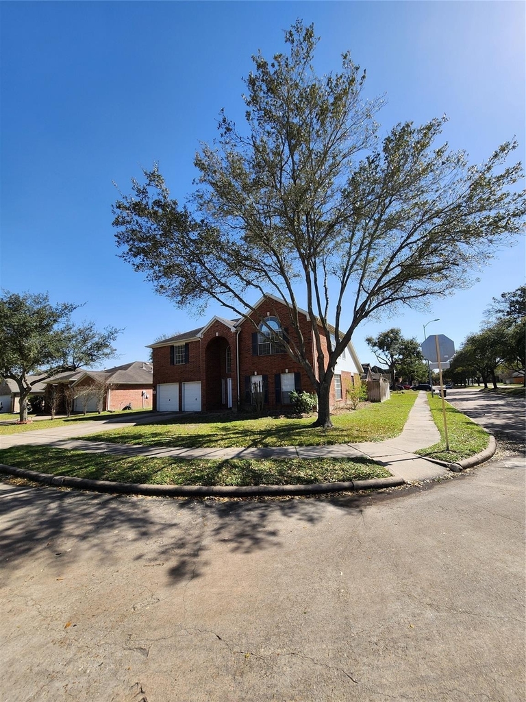 14335 Berrington Drive - Photo 33