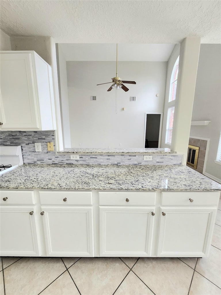 14335 Berrington Drive - Photo 5