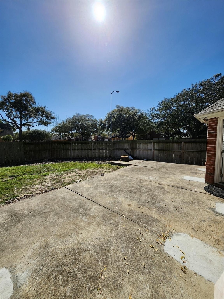 14335 Berrington Drive - Photo 30