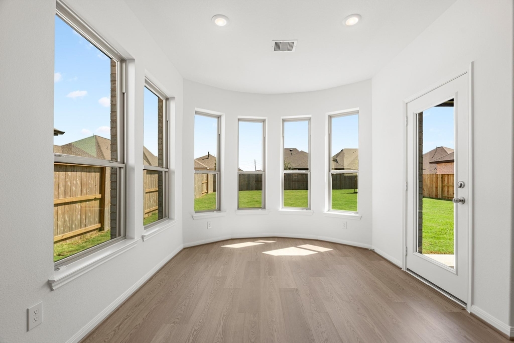 2610 Glacier Point Drive - Photo 8